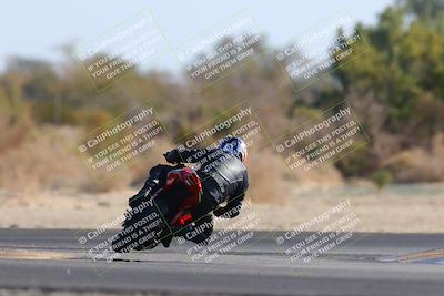 media/Dec-18-2022-SoCal Trackdays (Sun) [[8099a50955]]/Turn 7 Backside (1125am)/